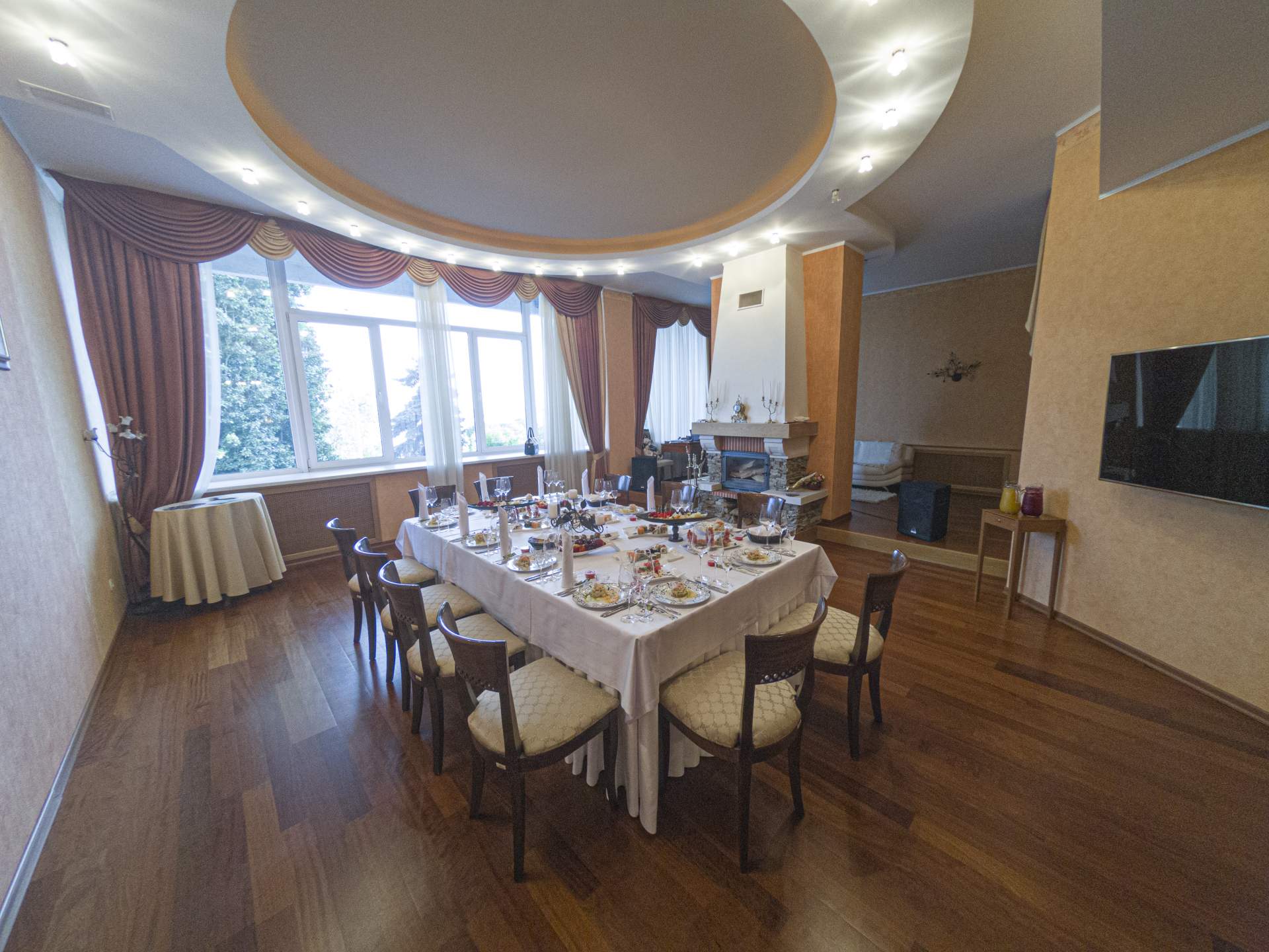 Апартамент зал